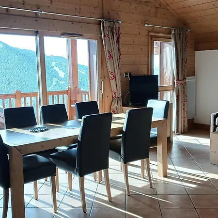Vallandry: 4 Pieces, Aux Pieds, 6 Pers, Balcon, Parking - Fr-1-411-918 *